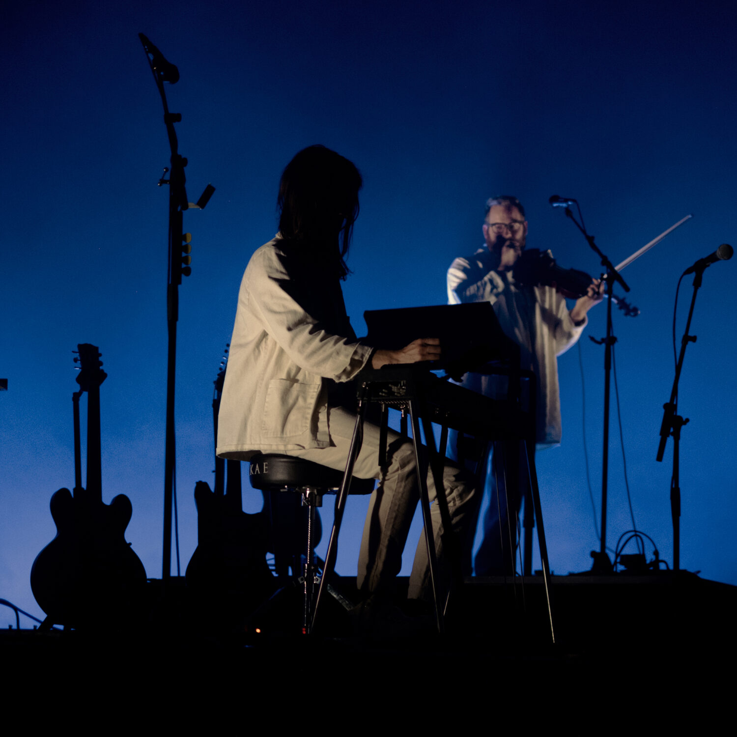 band avec SYML au MTELUS
