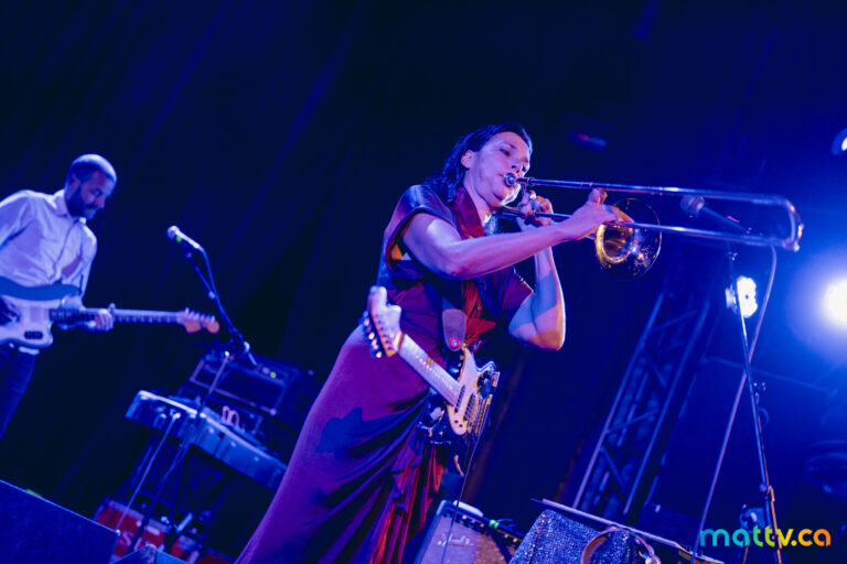 Stereolab : Les légendes franco-britanniques électrisent le Theatre Beanfield
