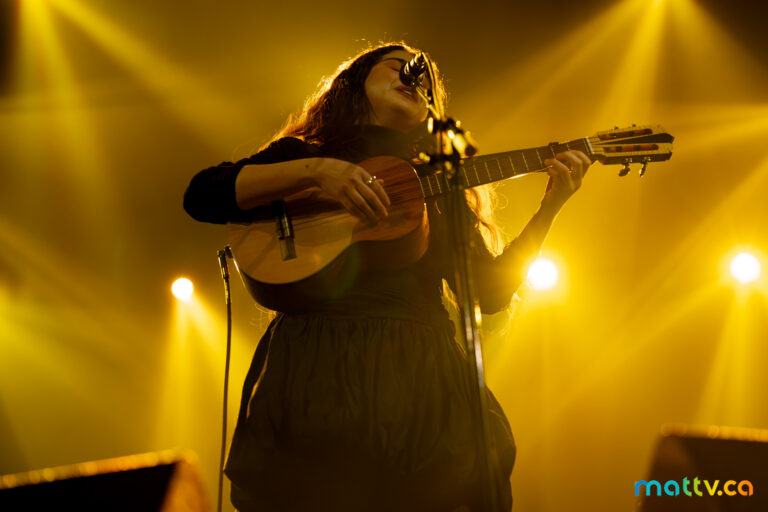 Rencontre intime avec Silvana Estrada au Théâtre Beanfield