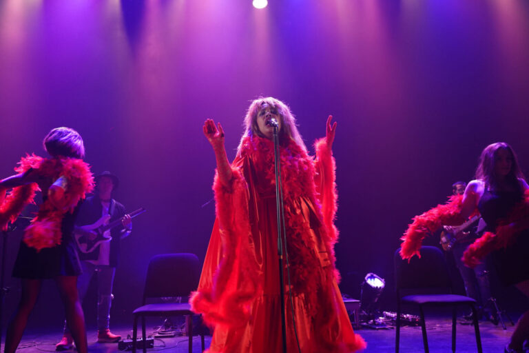 Private Tina à l&rsquo;Espace St-Denis : hommage poignant et personnel!