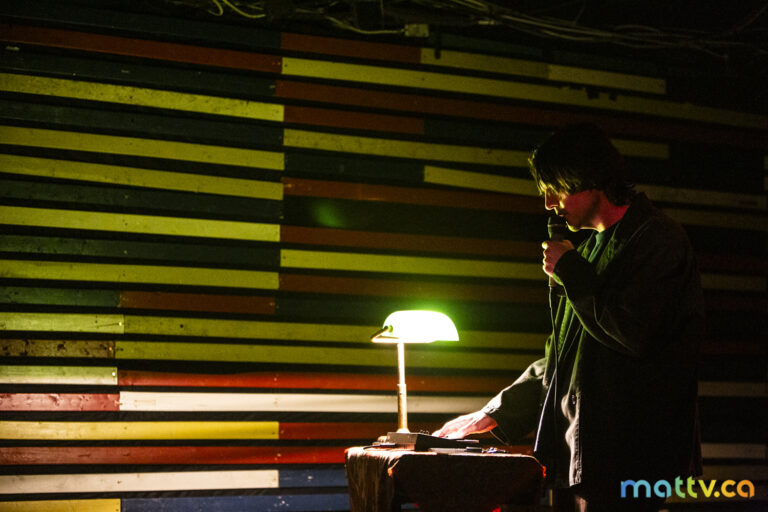 PS Goner, temps calme au bar le ritz