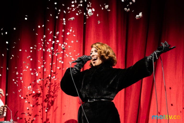 RAYE à la Place Bell : l&rsquo;authenticité comme grand spectacle