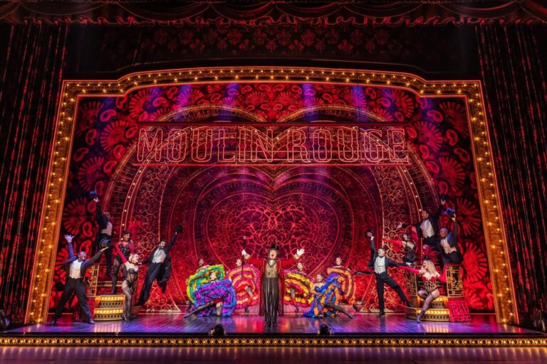 Première captivante de Moulin Rouge le Musical à la Salle Wilfrid-Pelletier